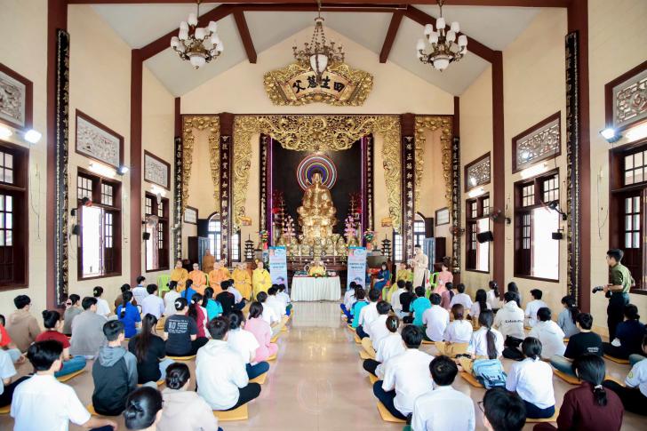 Phân Ban Thanh Thiếu Nhi Phật Tử Tỉnh Bình Thuận Tổ Chức Lễ Cầu Nguyện Mùa Thi “Cánh Hạc Ước Mơ”  Trước Kỳ Thi THPT Quốc Gia 2025